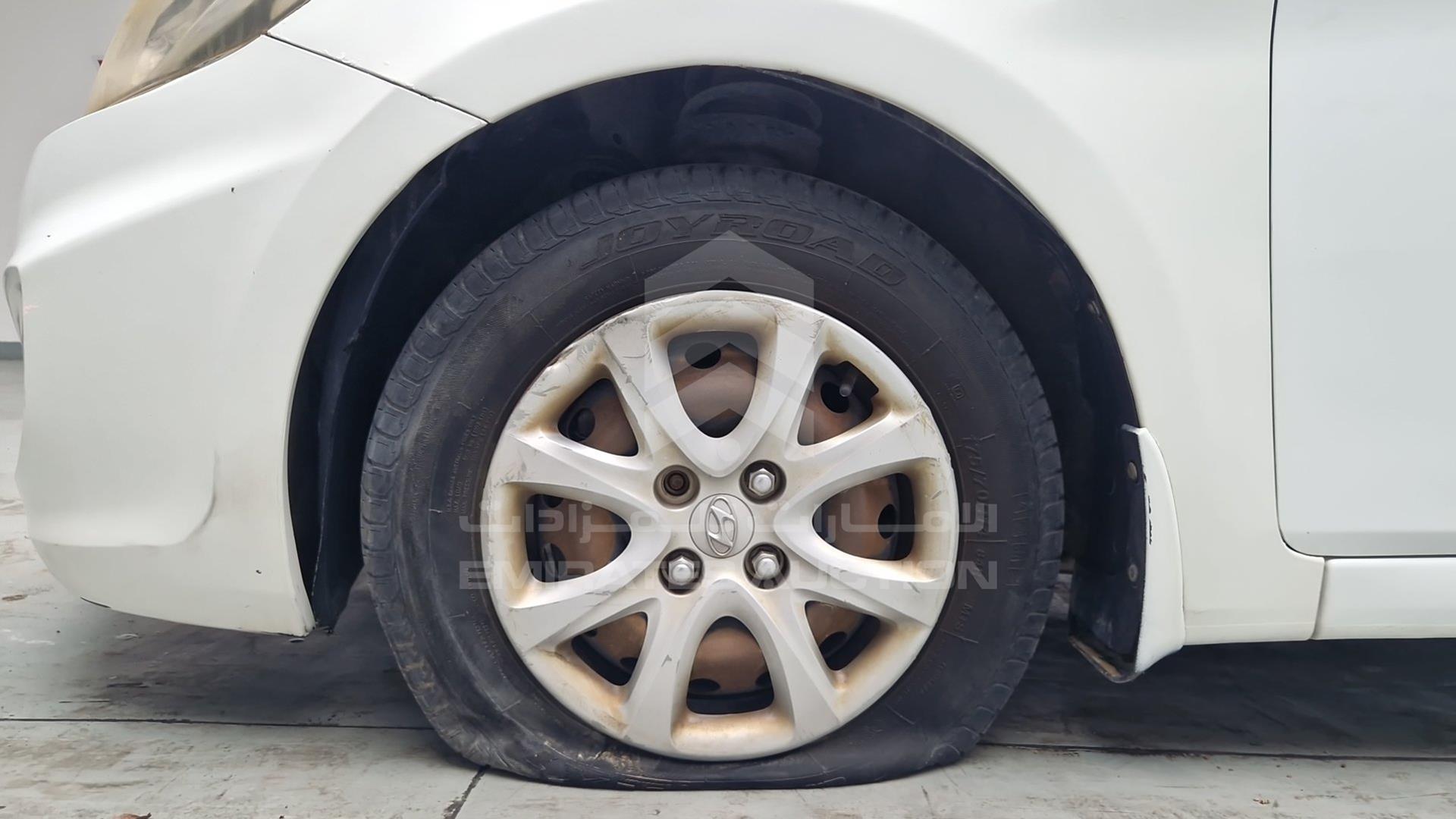 2012 HYUNDAI ACCENT VIN: KMHCT41C9CU229547