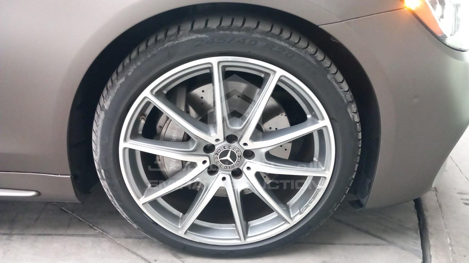 2018 MERCEDES S 560 VIN: WDDUG8DBXJA417151