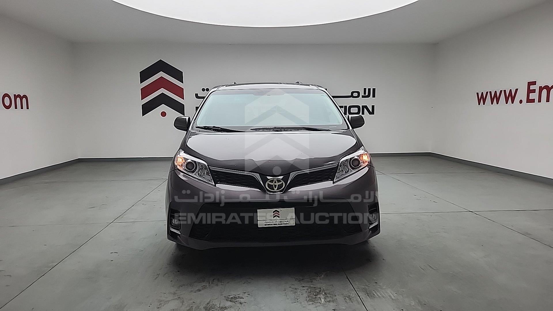 2017 TOYOTA SIENA VIN: 5TDKZ3DC6HS835890