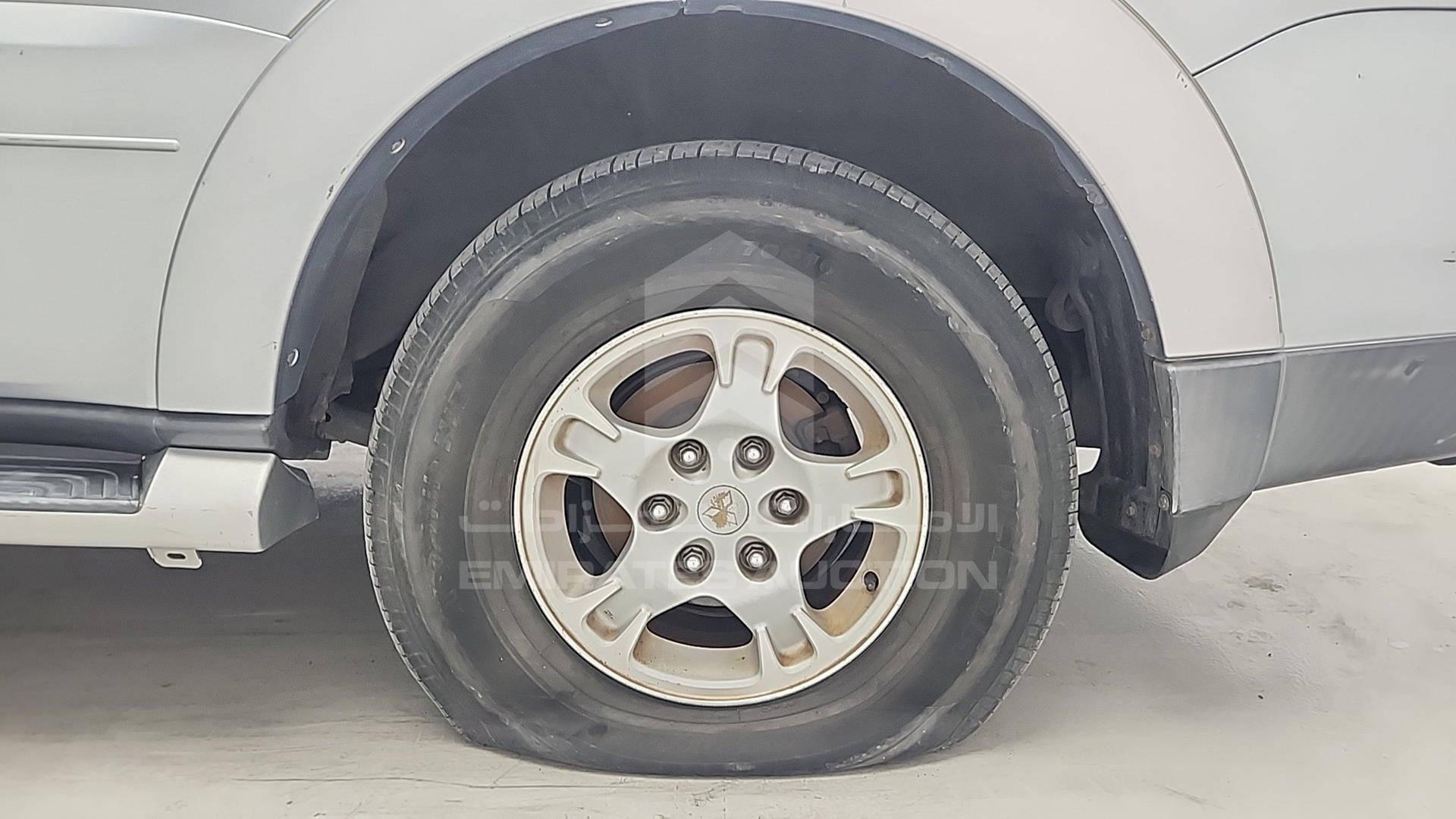 2008 MITSUBISHI PAJERO VIN: JMYLRV93W8J720356