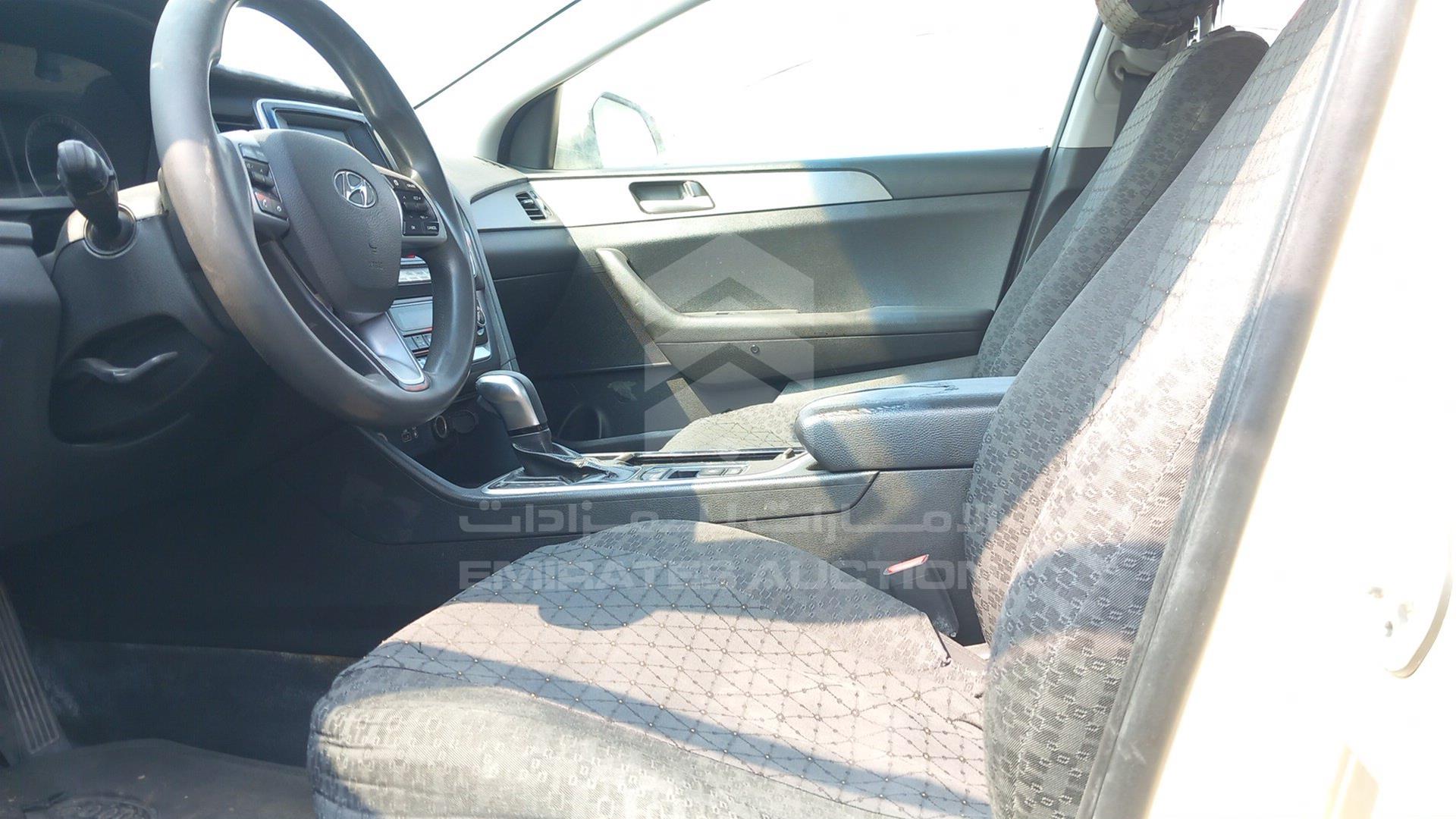 2018 HYUNDAI SONATA VIN: KMHE2413XJA082035