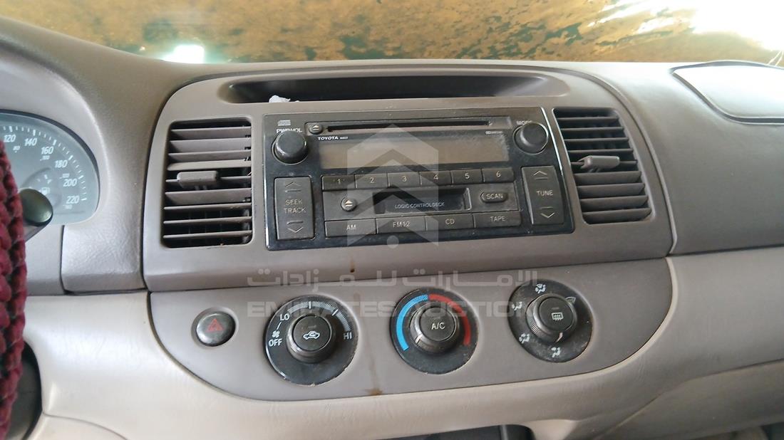 2003 Toyota Camry — Entertainment Systems & Camera Monitor & Navigation — Photo 16