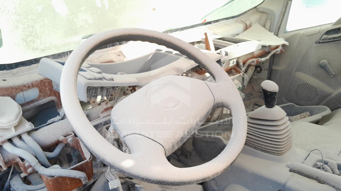 2015 Isuzu Pick up — Steering & Mounted Controls — Photo 13