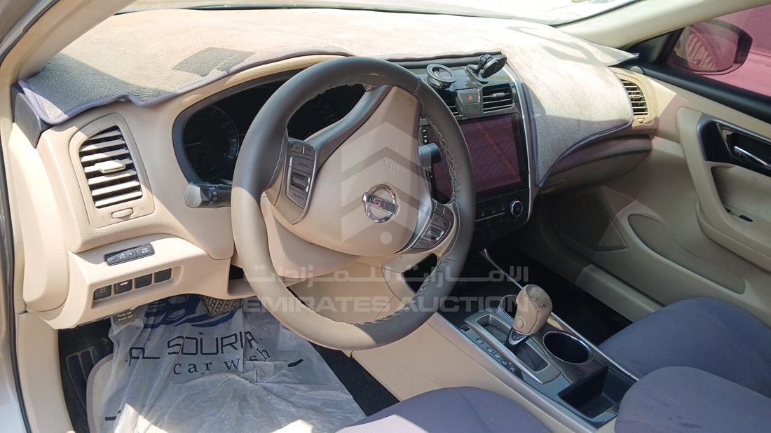 2013 Nissan Altima — Front Left Driver Dashboard View — Photo 11