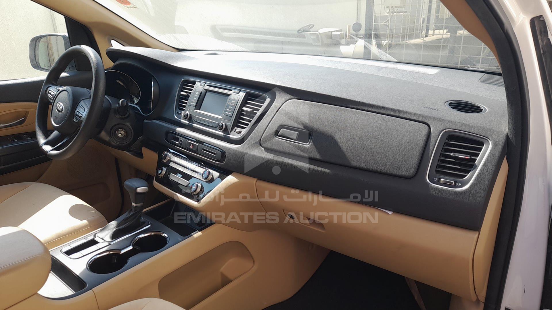 2020 KIA CARNIVAL VIN: KNAMB8126L6645485