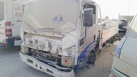 2015 Isuzu Pick up — Front Left Angle — Photo 5 — Thumbnail