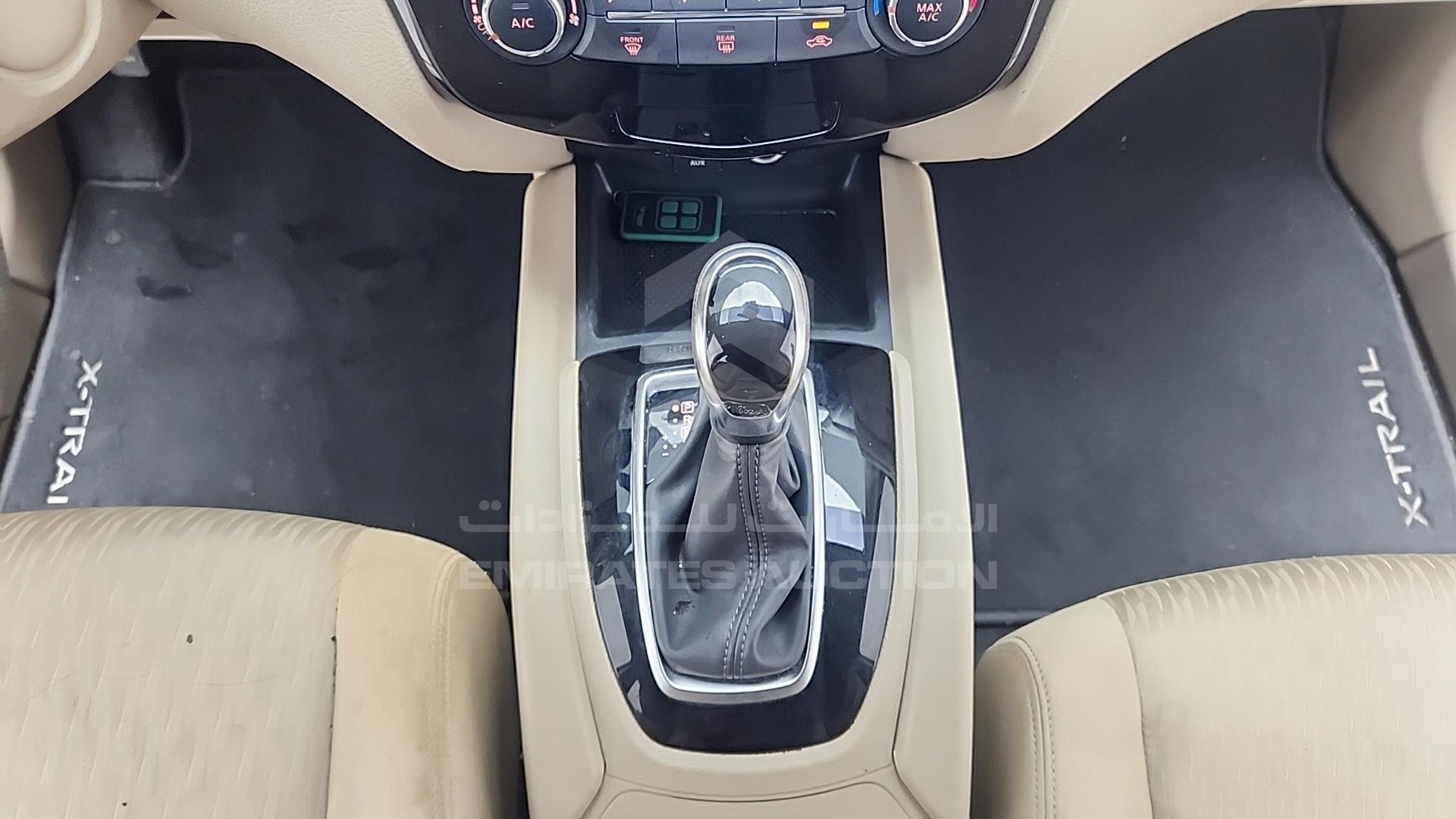2019 NISSAN X-TRAIL VIN: JN1BT2MW8KW014676
