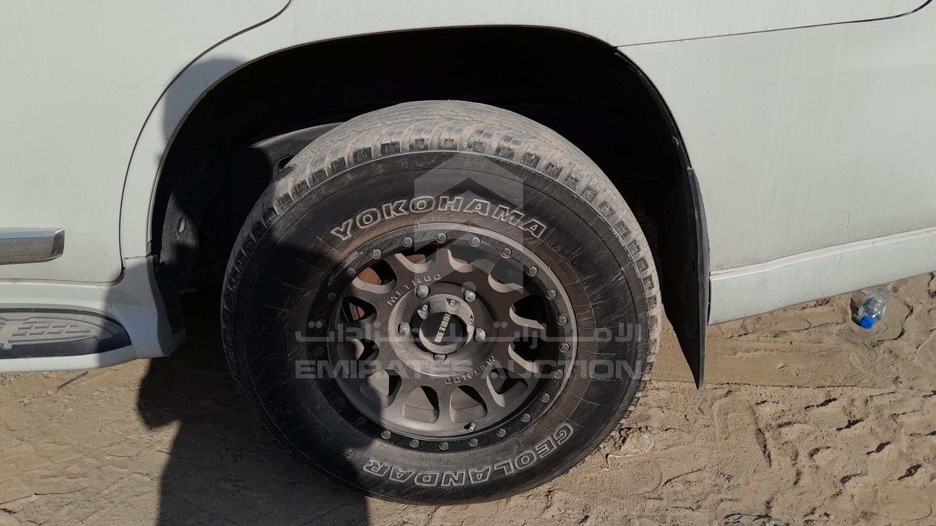 2010 TOYOTA LAND CRUISER VIN: JTMHT09J8A5066676