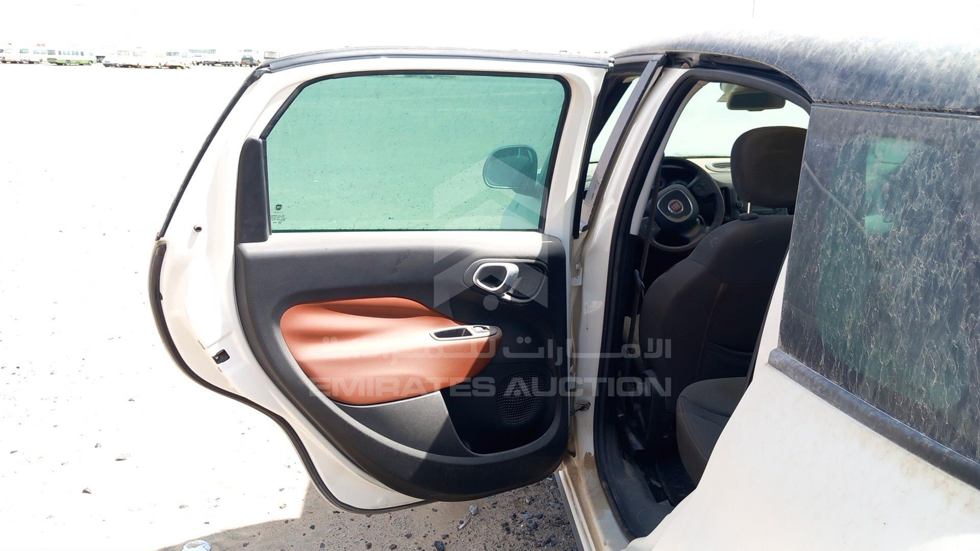 2015 FIAT 500L VIN: ZFBCFADH8FZ031859