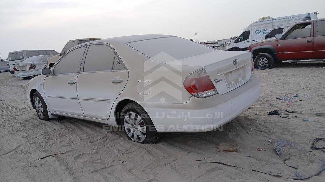 2014 Toyota Camry — Rear Left Angle — Photo 7