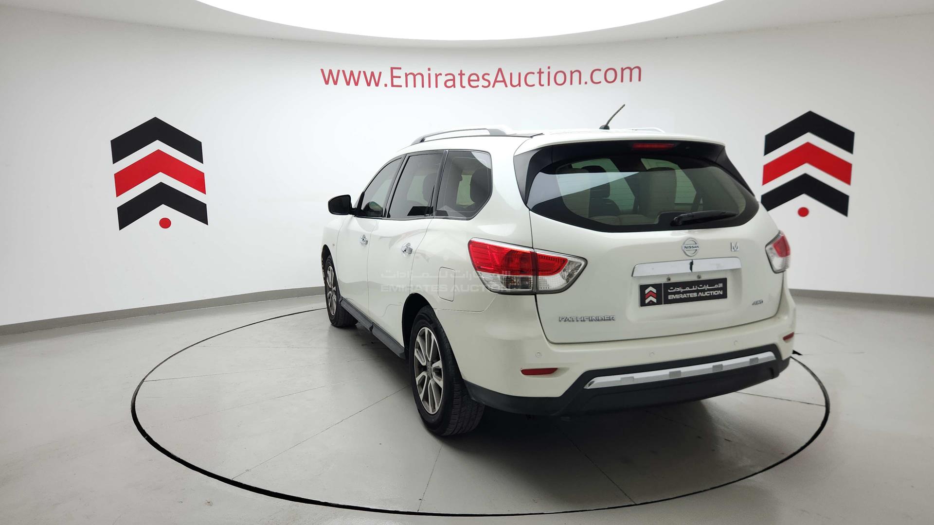 2015 NISSAN PATHFINDER VIN: 5N1AR2M5XFC679726