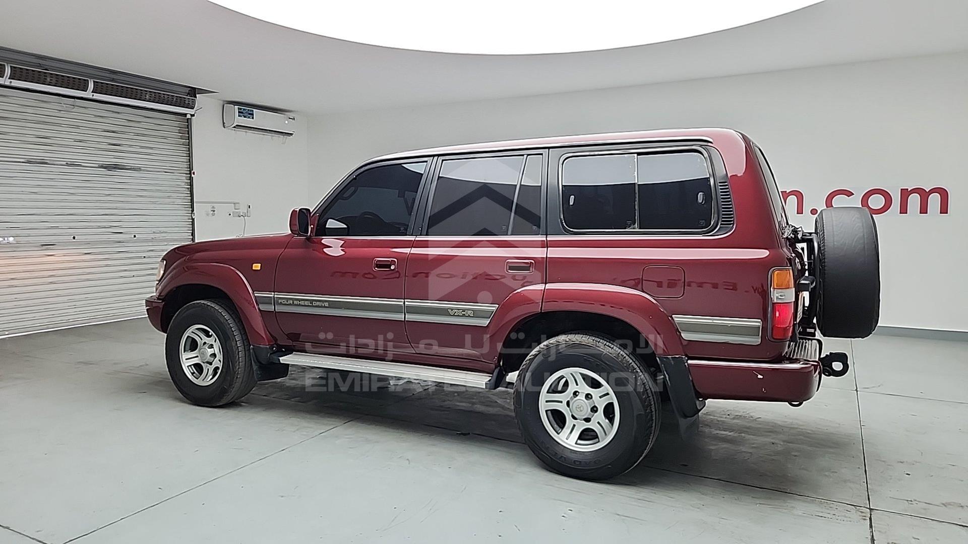 1990 TOYOTA LAND CRUISER VIN: FJ800000117