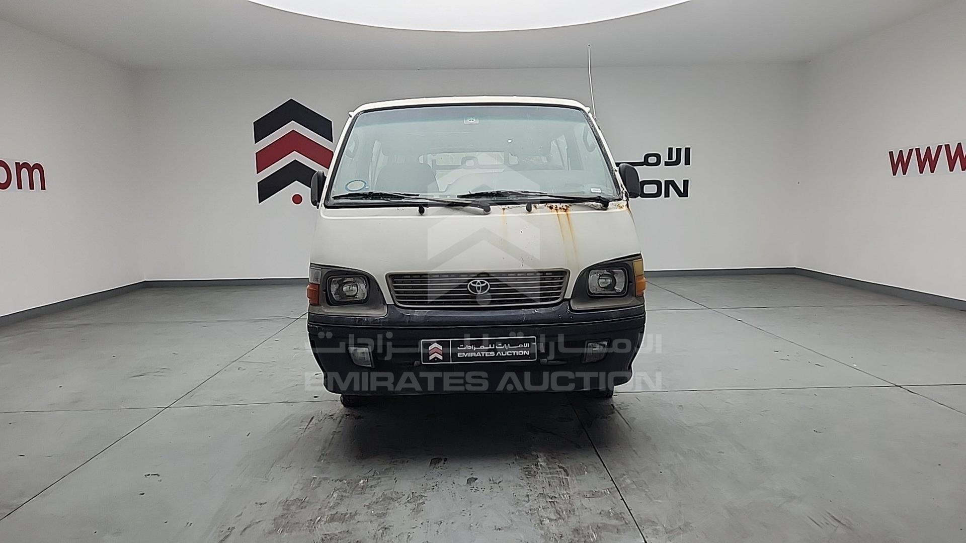 2003 TOYOTA HIACE VIN: JTCFR119337011416