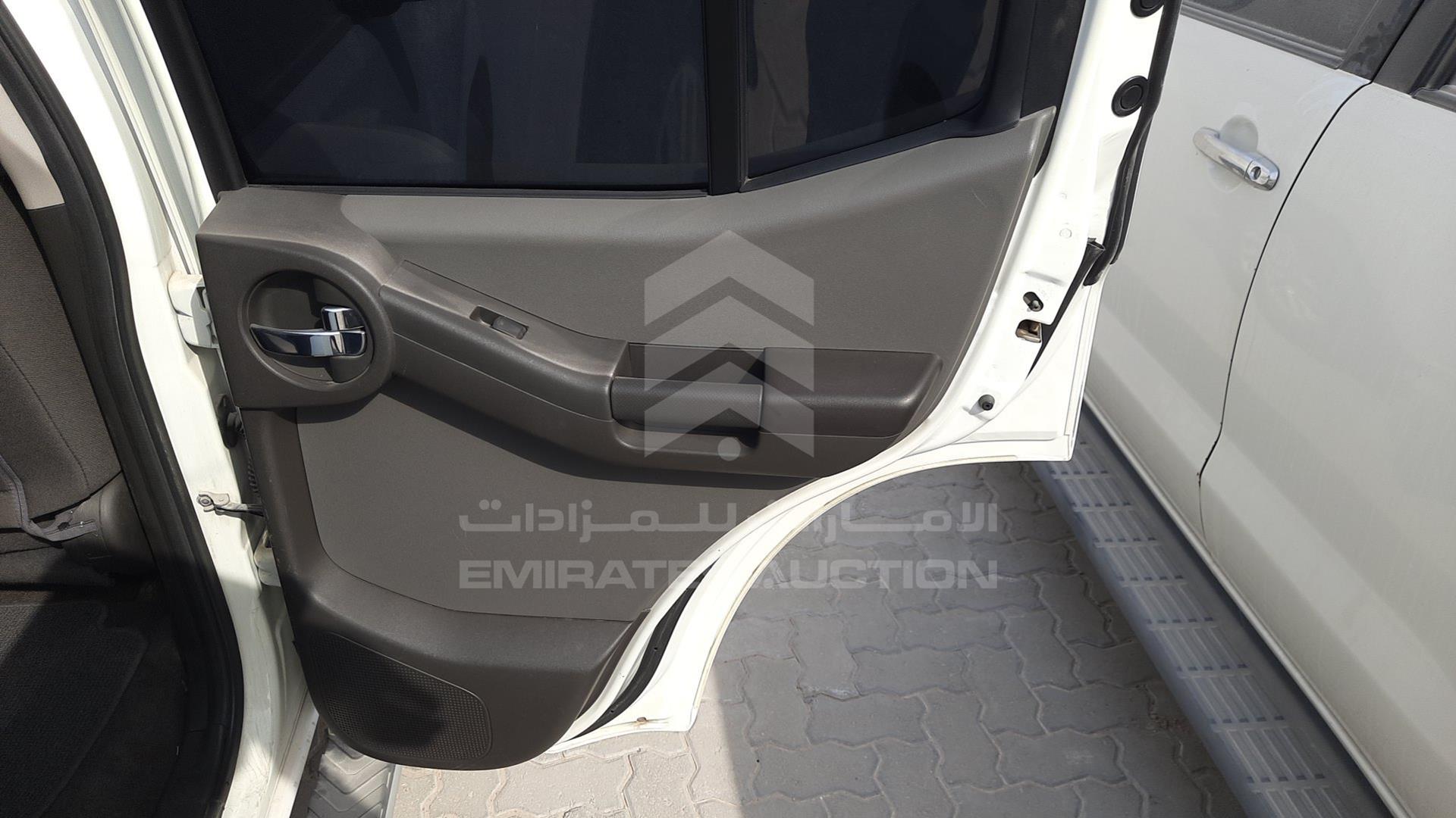 2014 NISSAN XTERRA VIN: 5N1AN0N66EN801671