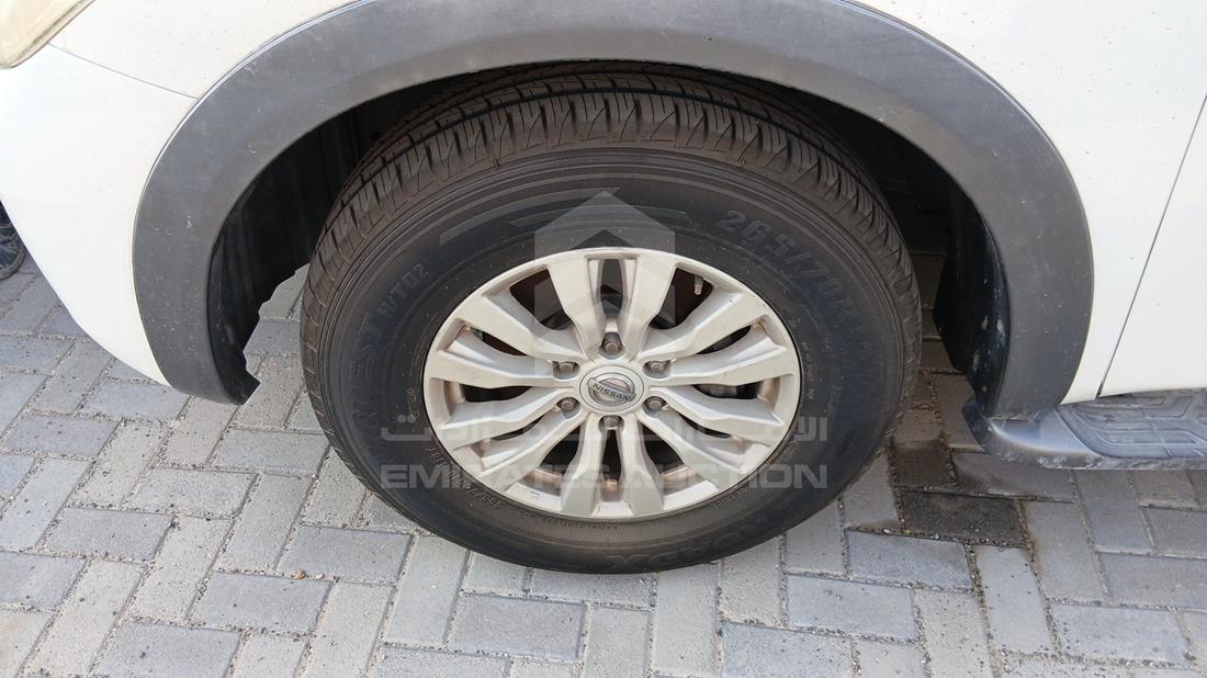 نيسان باترول 2019 — الإطار الأمامي الأيسر — صورة 34