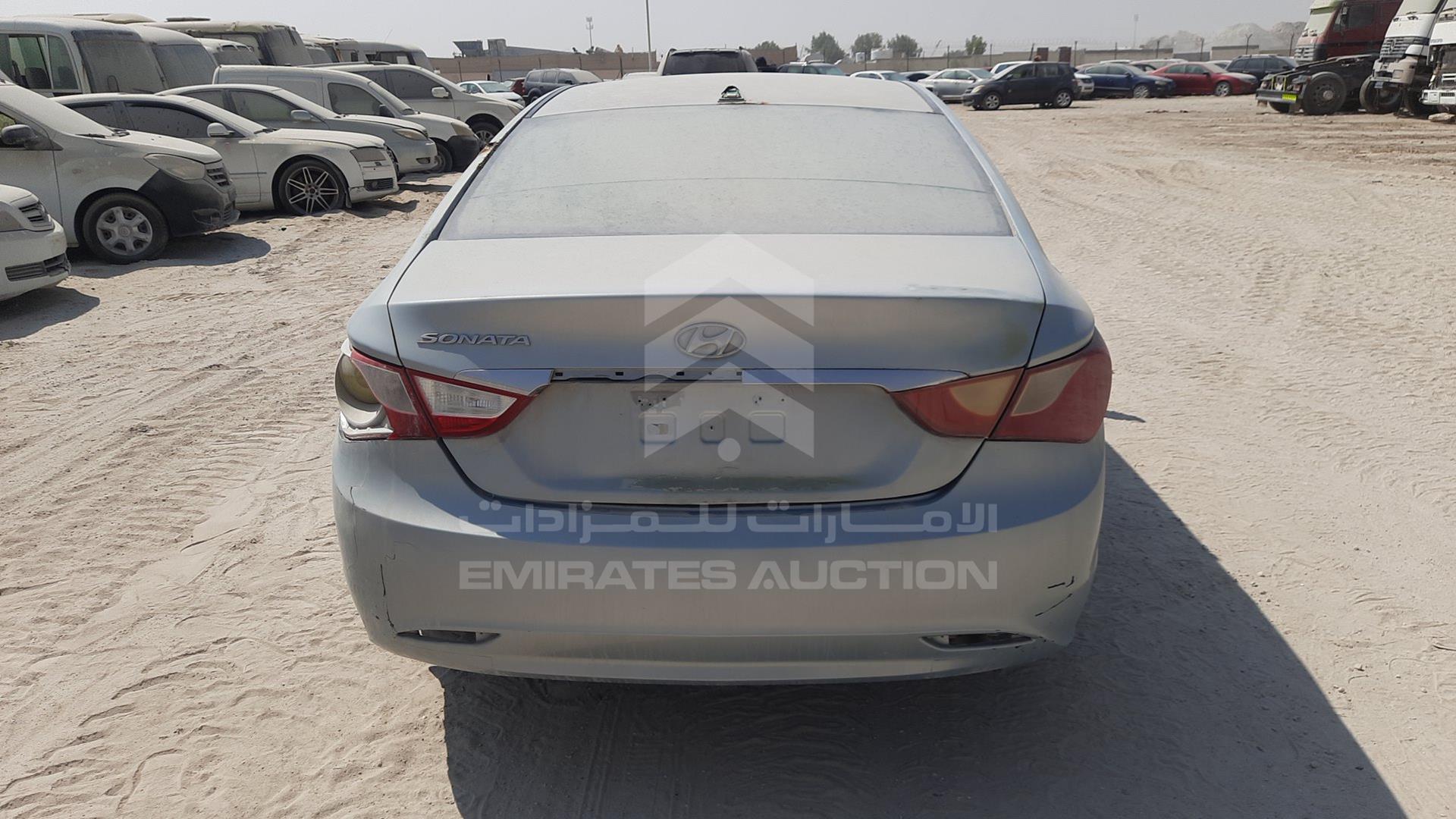 2011 HYUNDAI SONATA VIN: 5NPEB4AC4BH136010