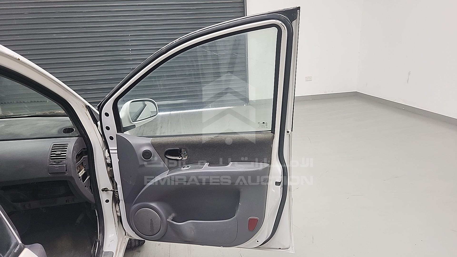 2006 HYUNDAI MATRIX VIN: KMHPN81D86U266914