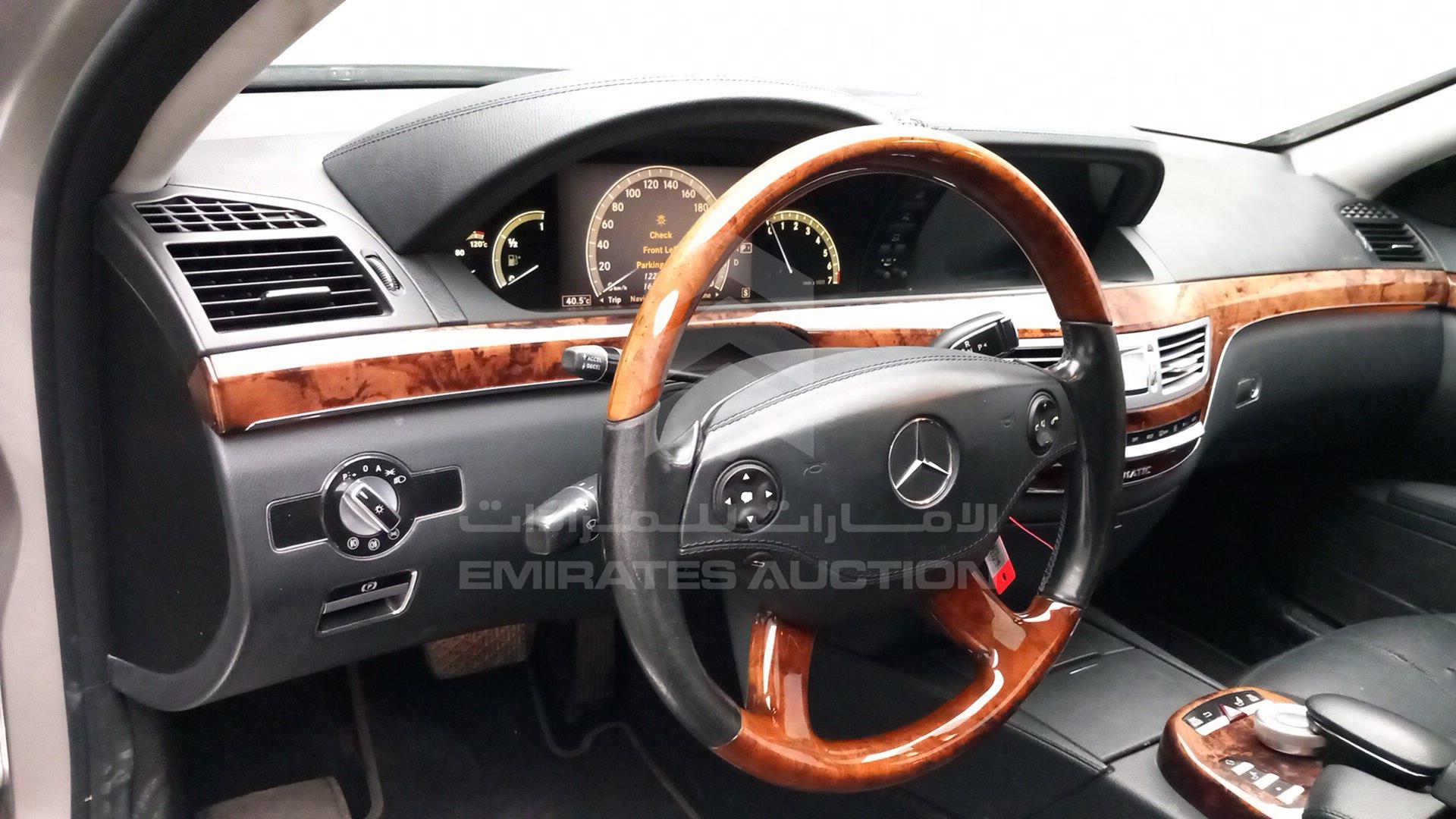 2008 MERCEDES S 450 VIN: WDDNF84X38A164610