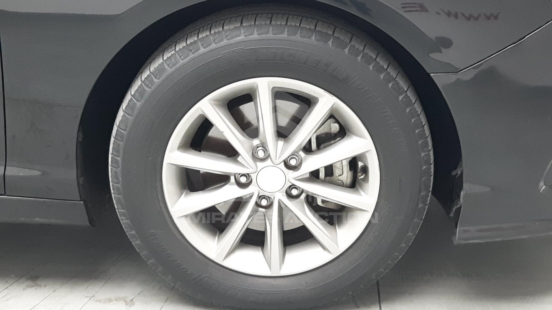2018 HYUNDAI SONATA VIN: 5NPE24AF0JH627652