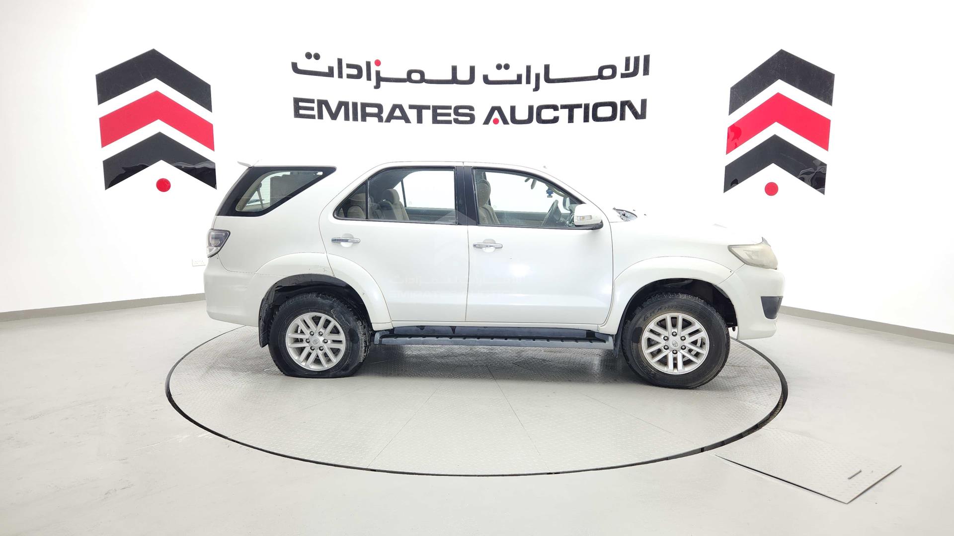 2013 TOYOTA FORTUNER VIN: MHFYX59G9D8050239