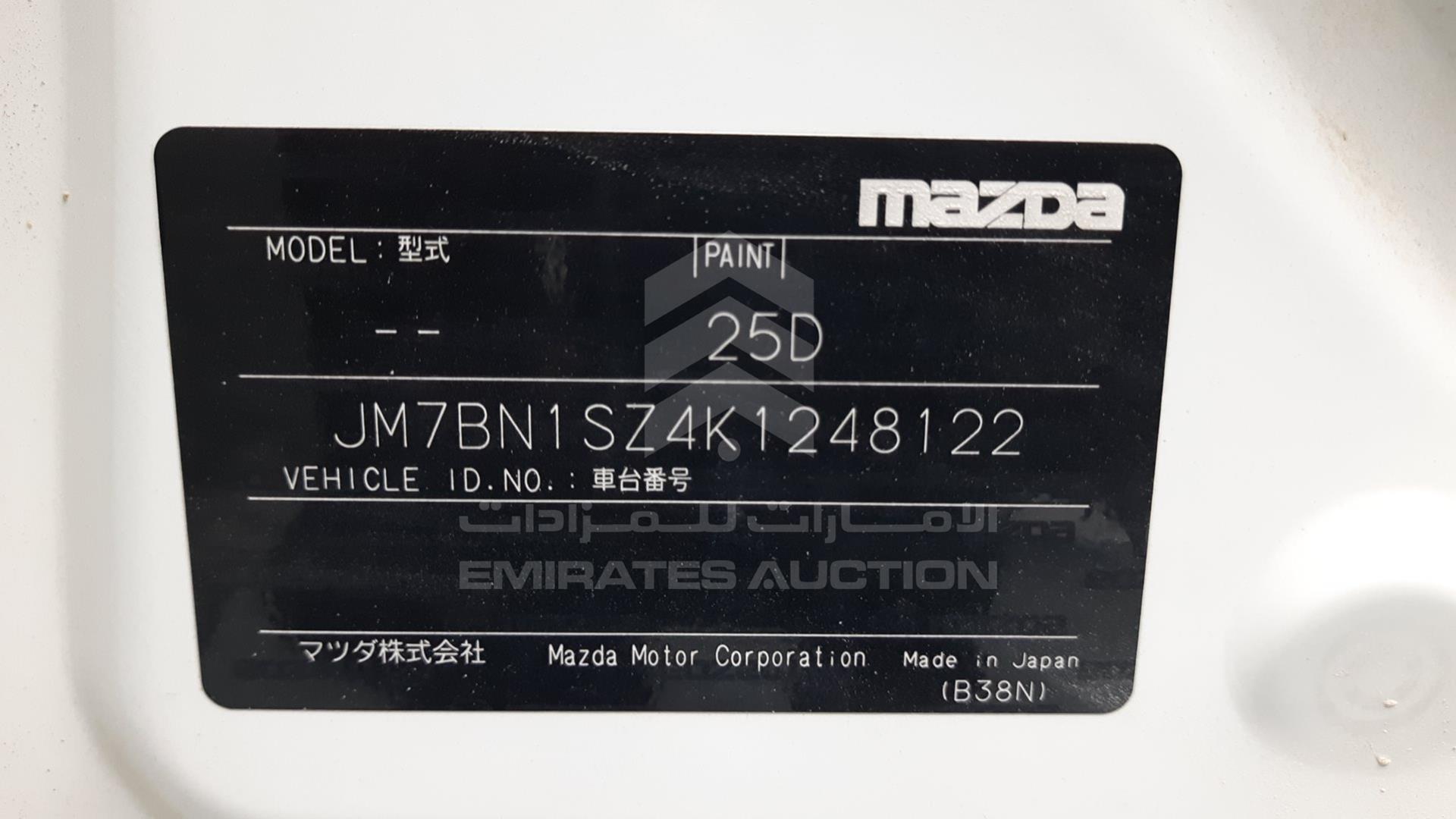 2019 MAZDA 3 VIN: JM7BN1SZ4K1248122