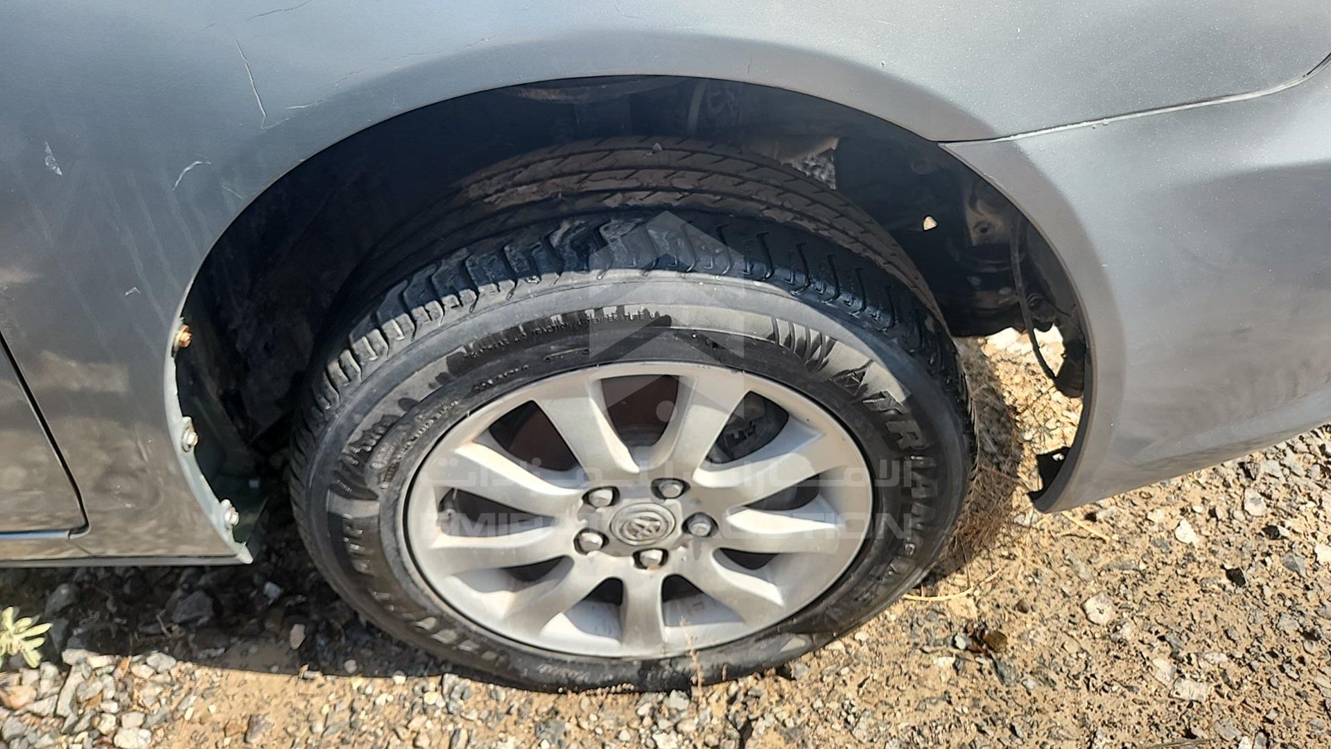 2005 TOYOTA CAMRY VIN: 4T1BE32K95U636549