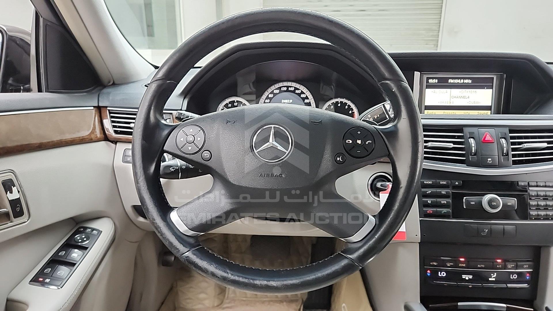 2010 MERCEDES E 300 VIN: WDDHF5EB7AA258364