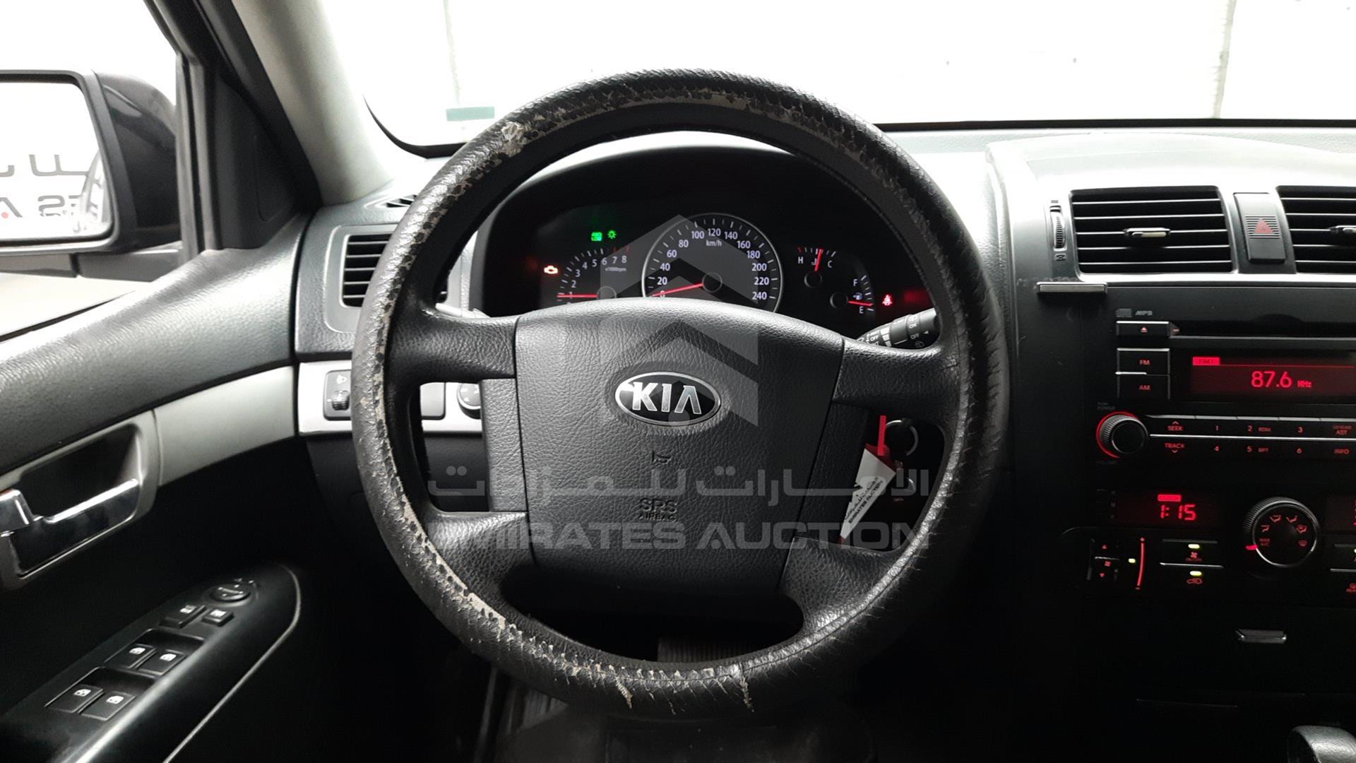 2016 KIA MOHAVE VIN: KNAKM8118G5146854