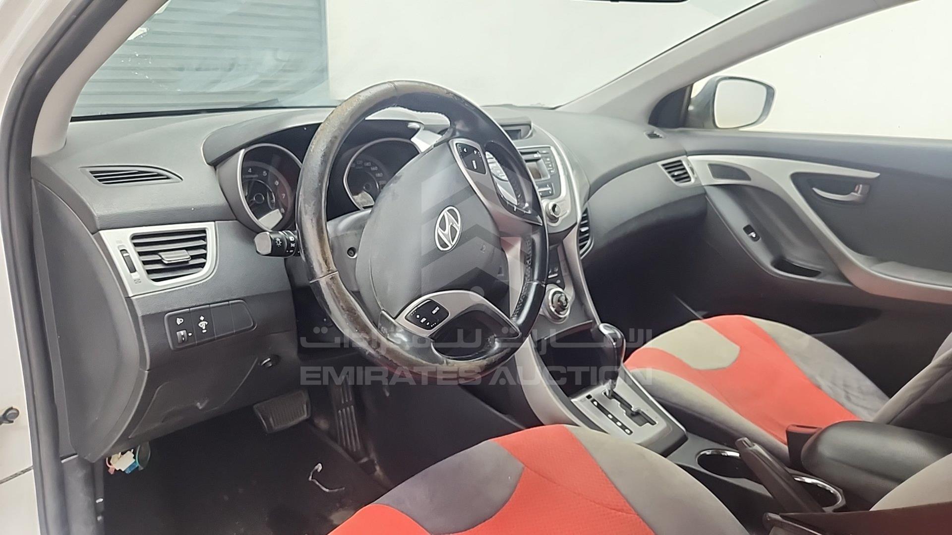 2014 HYUNDAI ELANTRA VIN: KMHDG41C6EU854824
