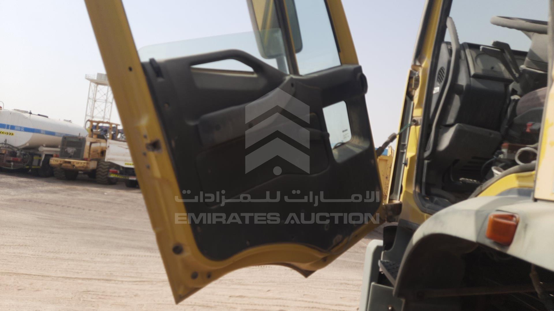 0 IVECO --- VIN: WJMB1VNS00C094821