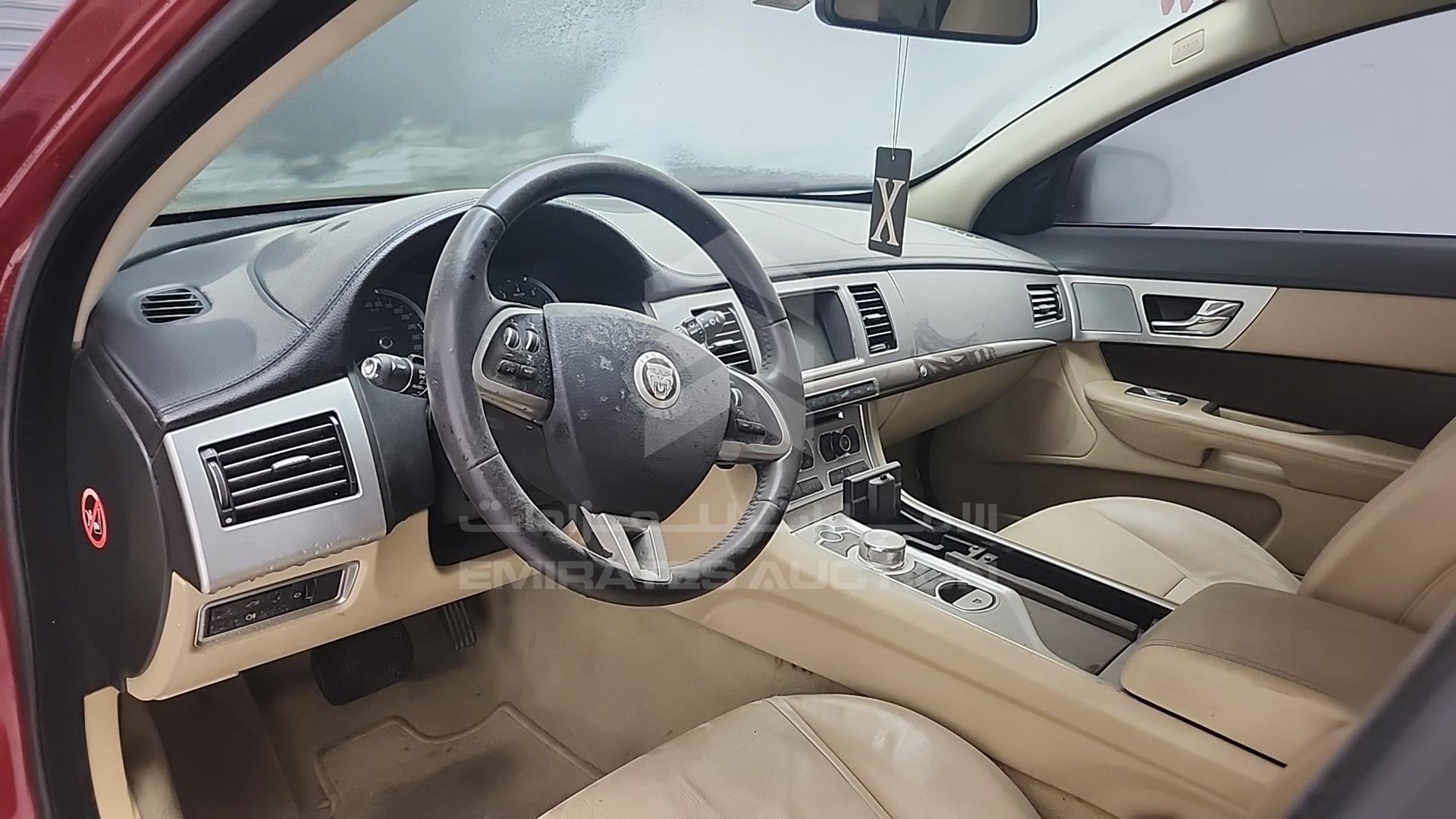 2012 JAGUAR XF VIN: SAJAA05D6CFS51203