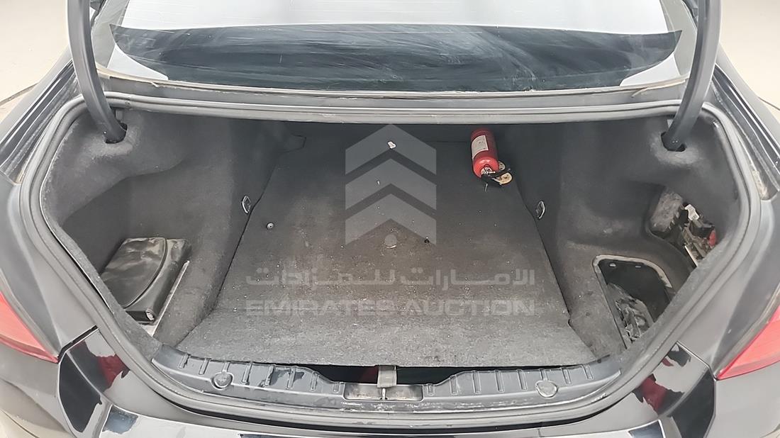 بي ام دبليو 535 اى 2015 — زاوية صندوق السيارة — صورة 24