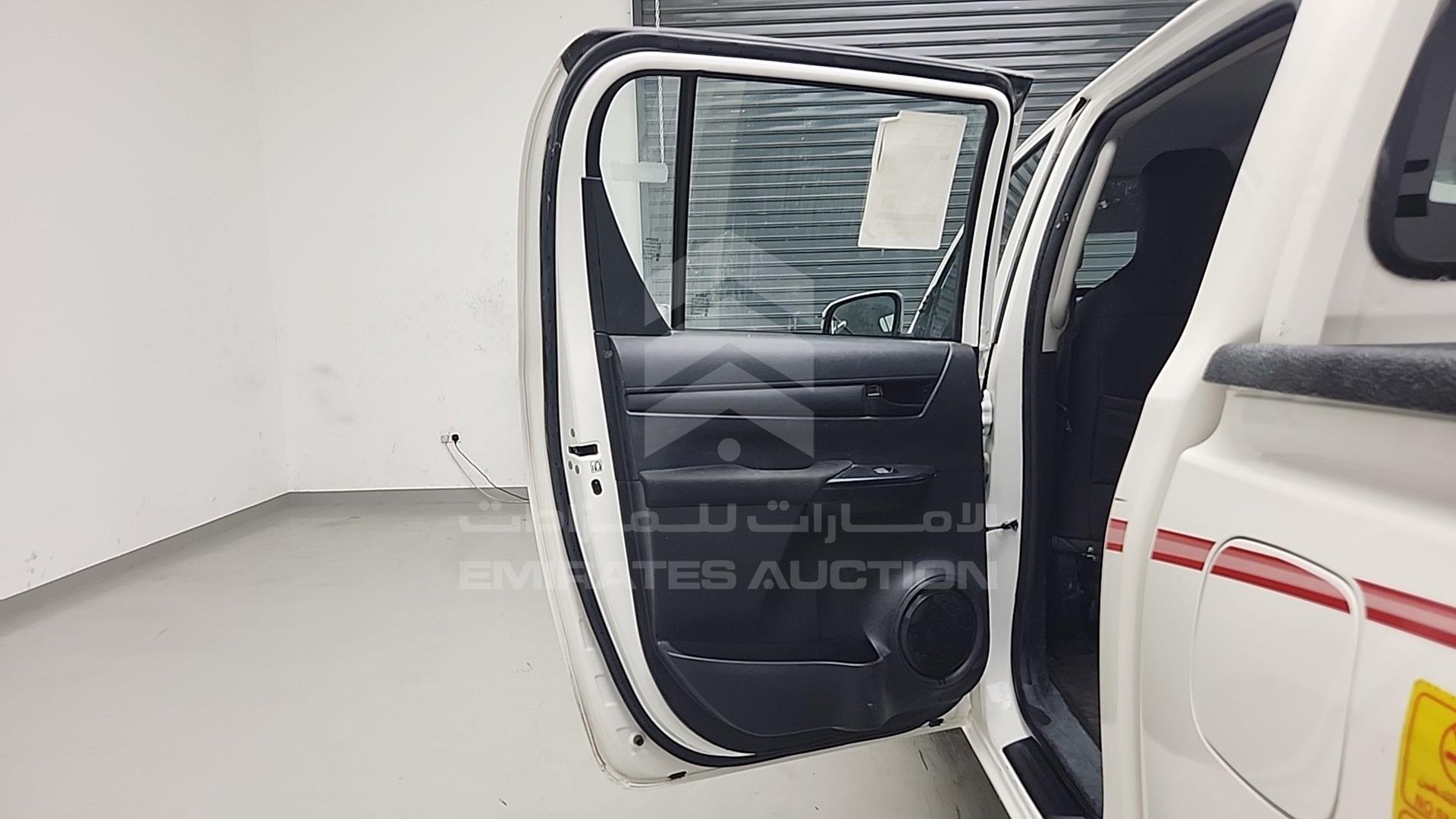 2023 TOYOTA HILUX VIN: MR0DB9CD1P5004085