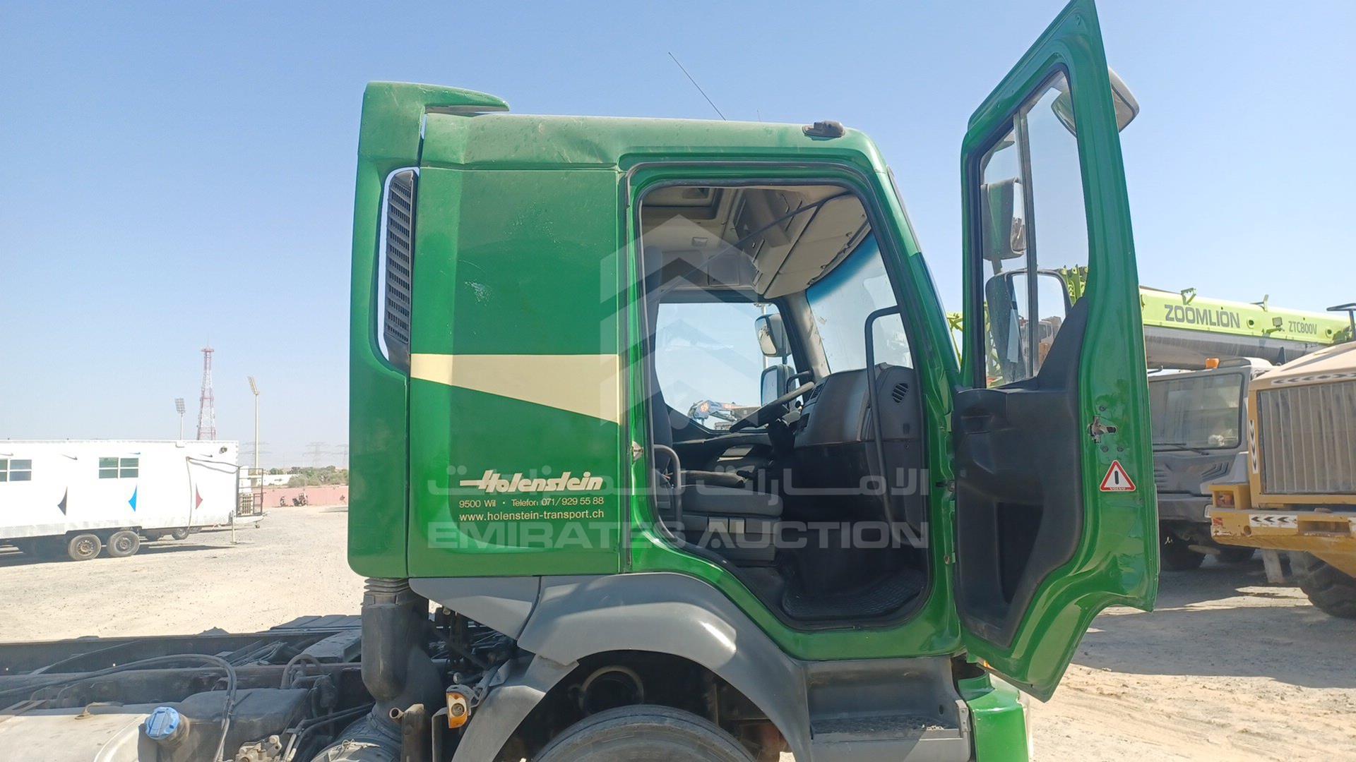 2011 VOLVO --- VIN: YV2TH60A9BB574532