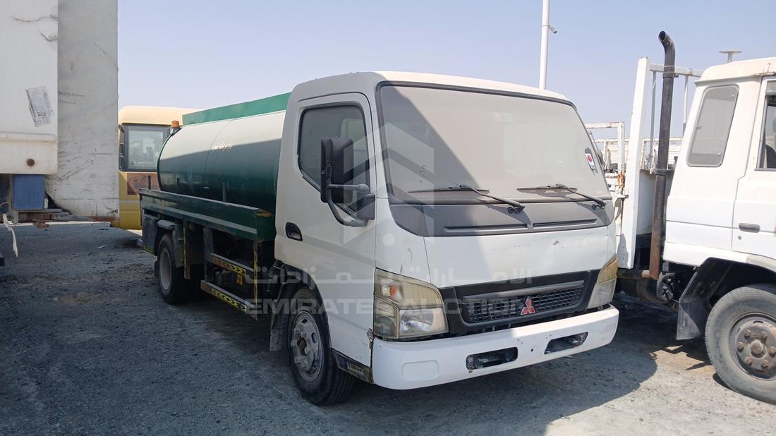 2005 Mitsubishi Canter — Front Right Angle — Photo 9
