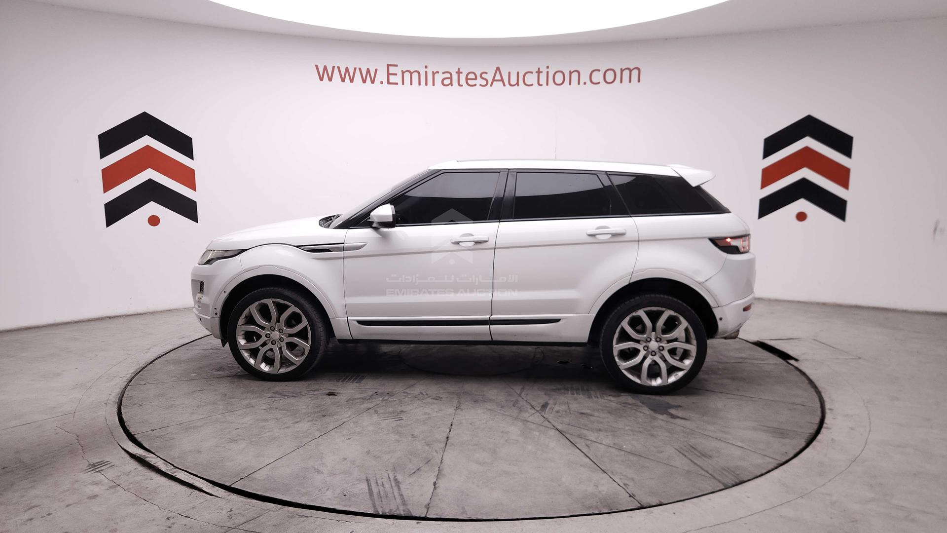 2014 RANGE ROVER EVOQUE VIN: SALVA2BG1EH933044