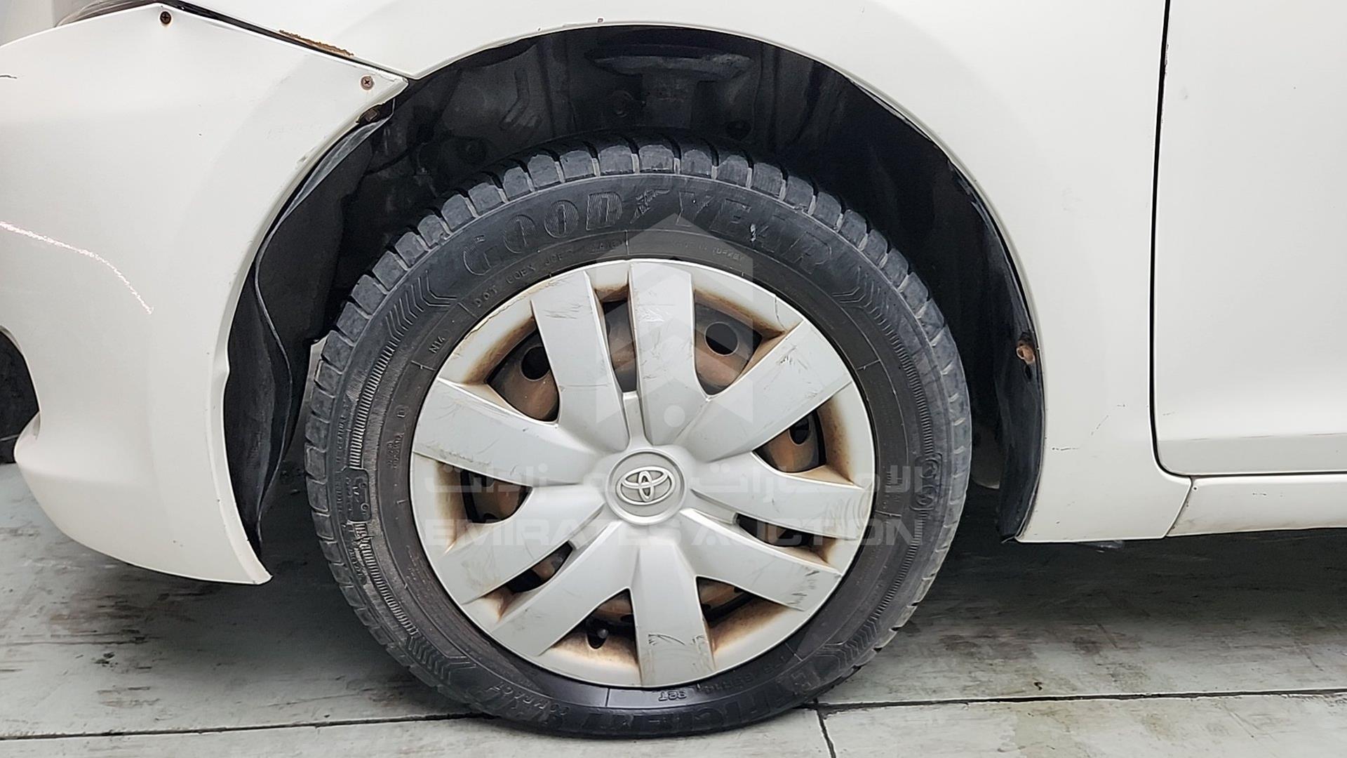 2008 TOYOTA YARIS VIN: JTDBW923181102755