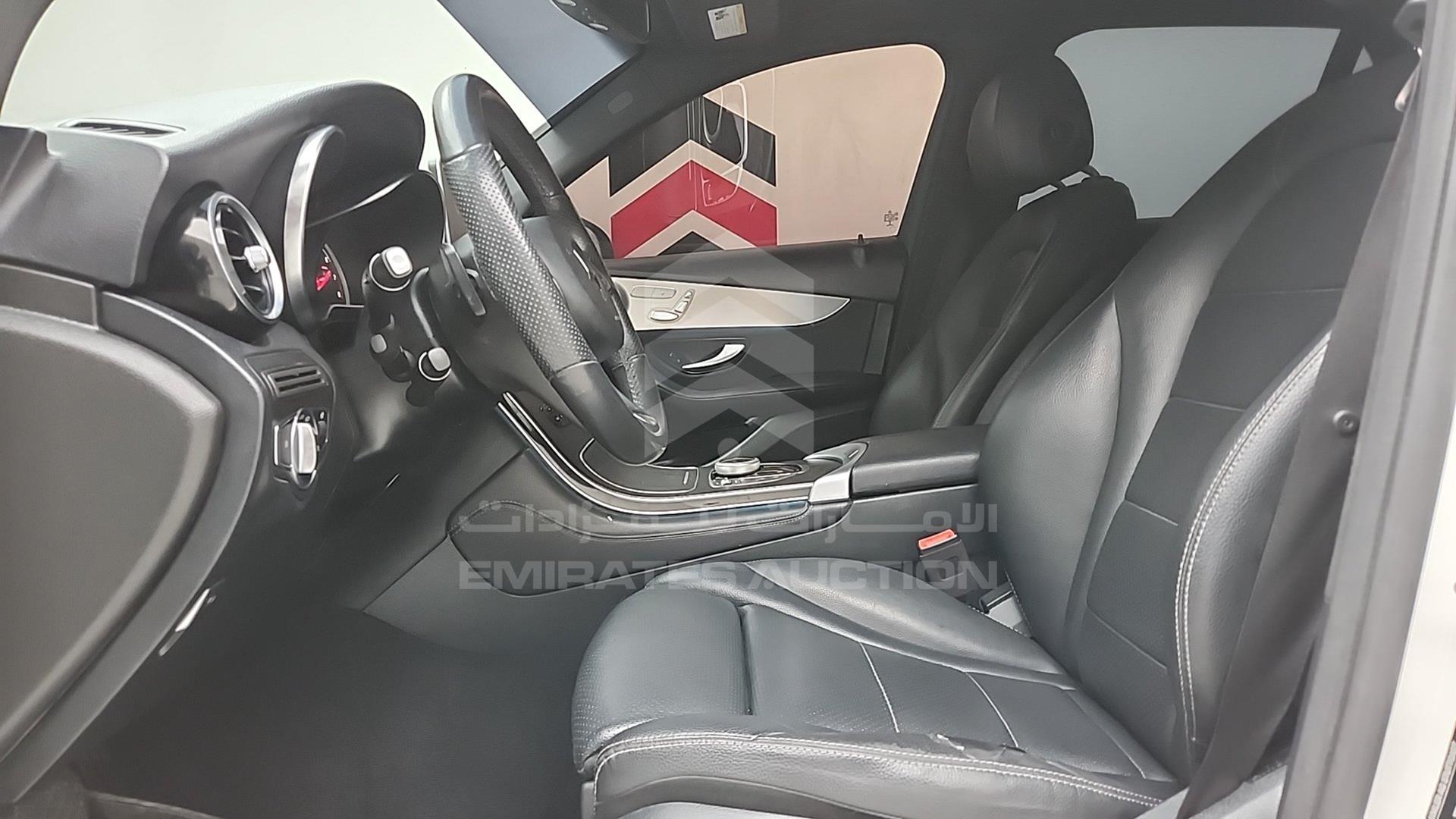 2019 MERCEDES GLC 300 VIN: WDC0G4JB9KV182140