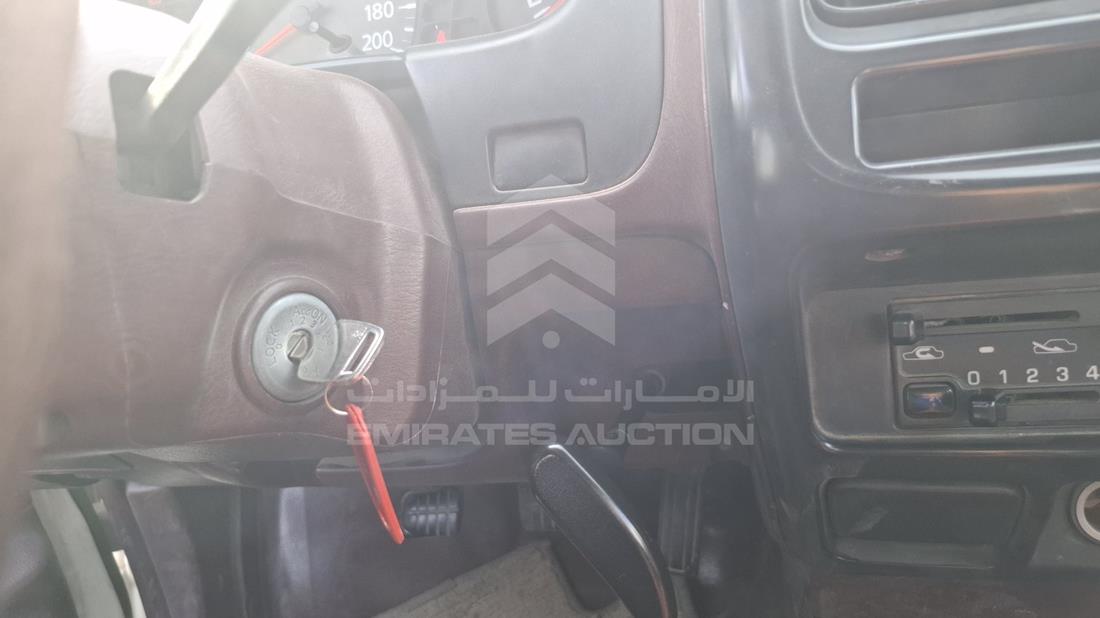2009 Nissan Pick up D/C — Keys — Photo 4