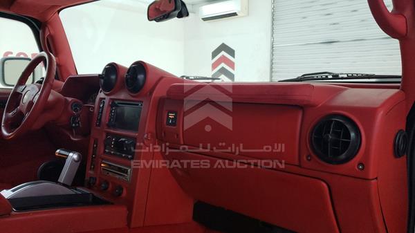 Hummer H2 2005 5GRGN22U15H104323 Image 19