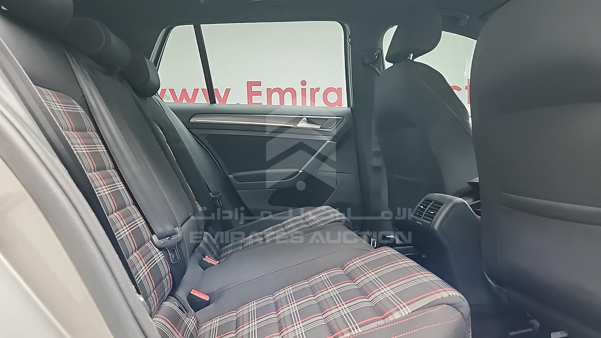 2019 VOLKSWAGEN GOLF VIN: WVWFL2AU5KW003524