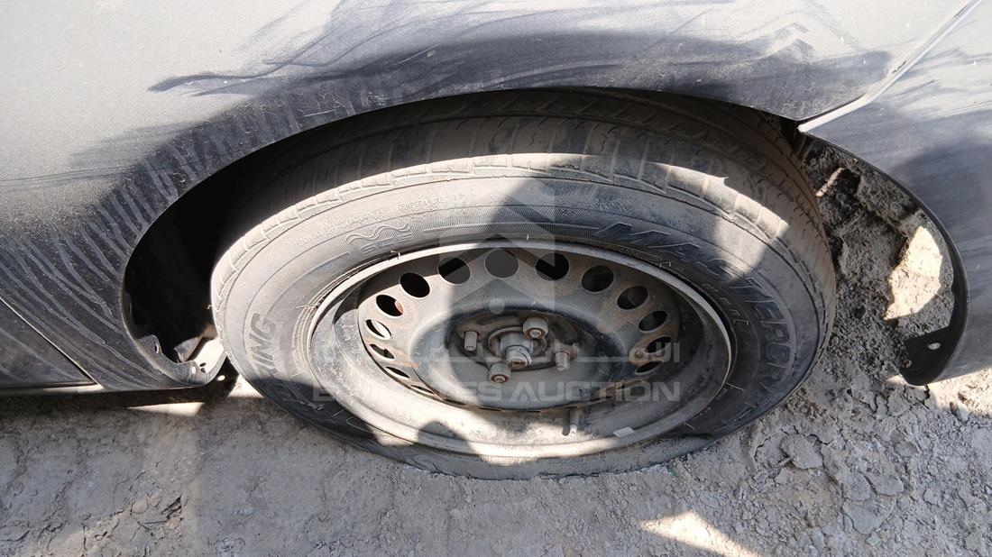 2016 Nissan Versa - Scrap without document — Front Right Tyre — Photo 29