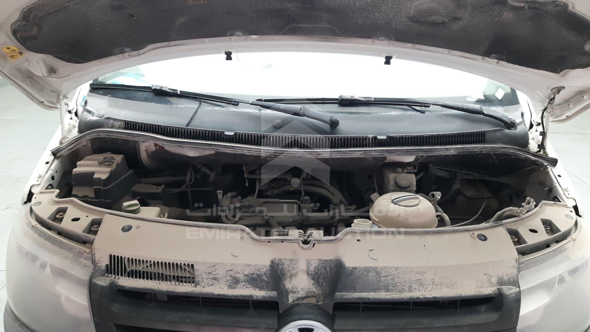 2015 VOLKSWAGEN --- VIN: WV1DBZSV4FH001001