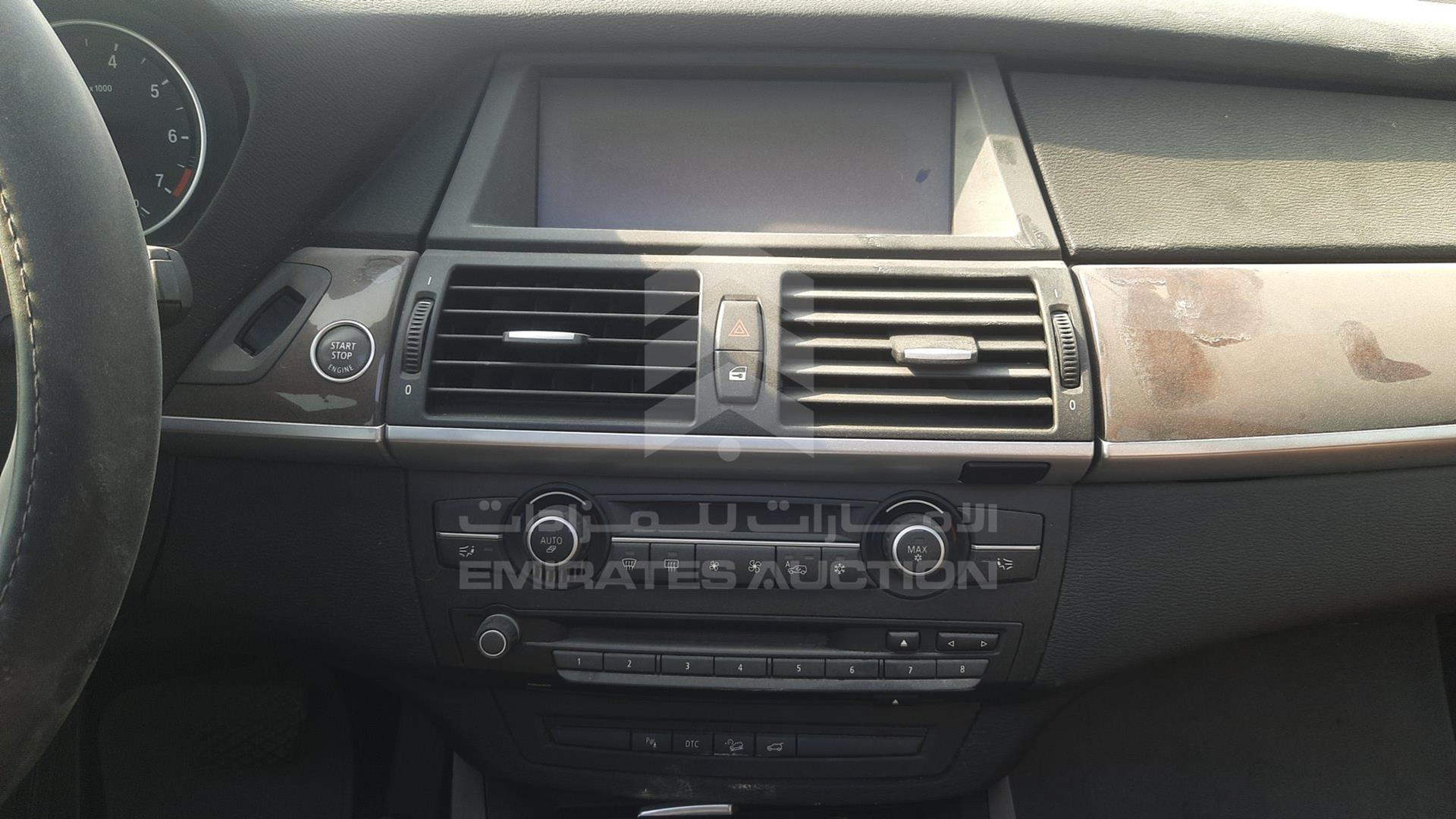 2009 BMW X5 VIN: WBAFE81029L095307