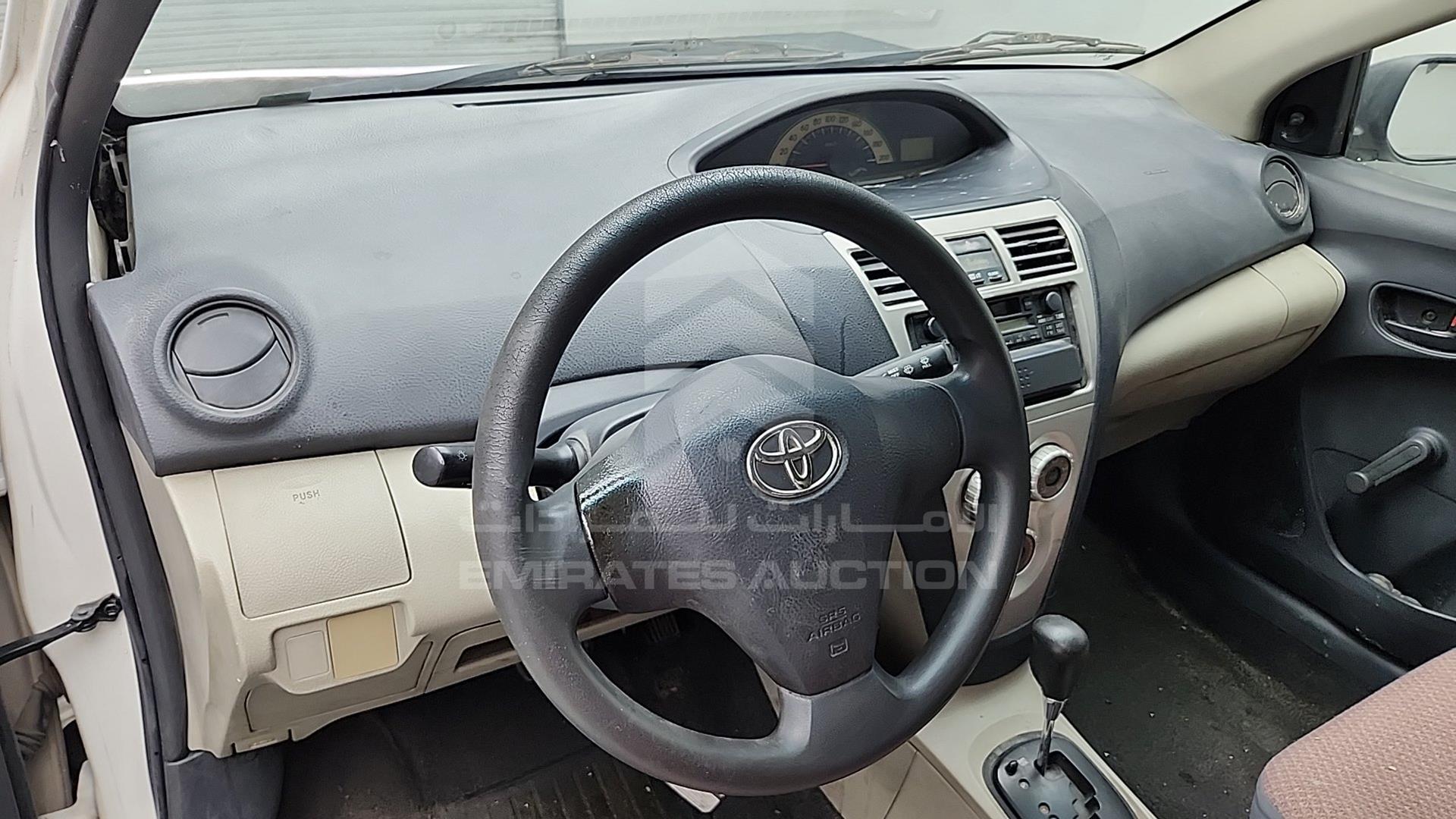 2008 TOYOTA YARIS VIN: JTDBW923181102755