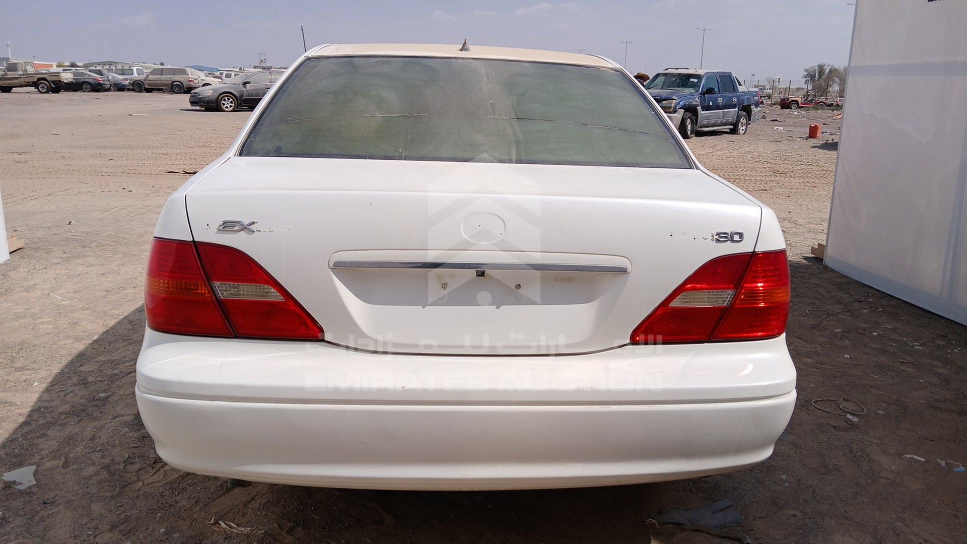 2001 LEXUS LS 430 VIN: JTHBN30F810023168