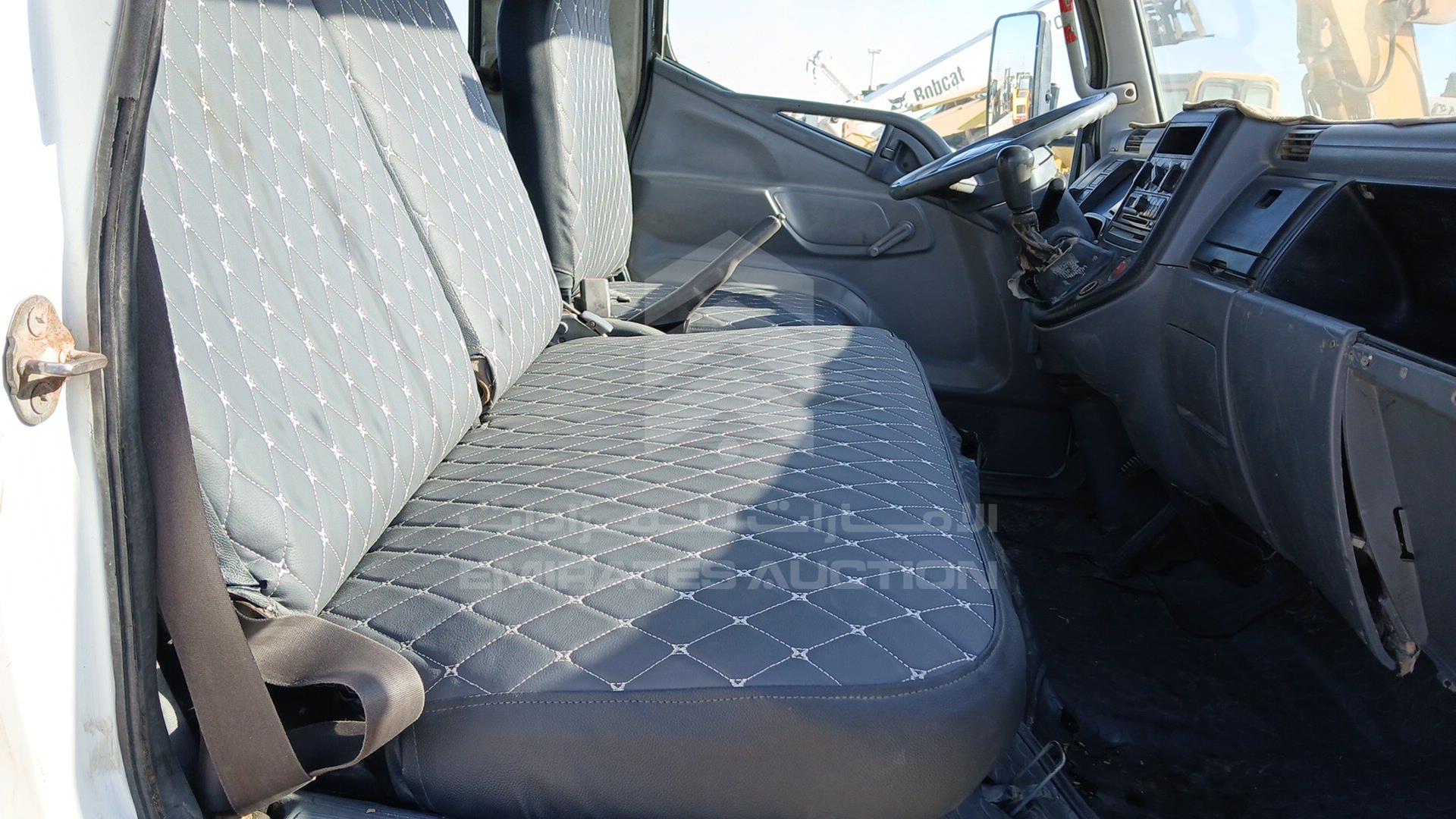 2009 MITSUBISHI CANTER VIN: JL7BCE1J79K004605