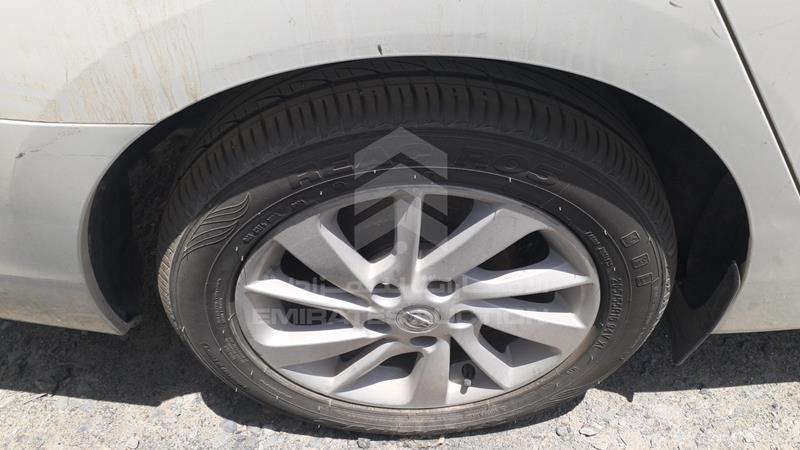MNTBB7A93H6052104 Auction: EmiratesAuction Lot: 412008 MNTBB7A93H6052104 Nissan Sentra 2017 WHITE Photo 33