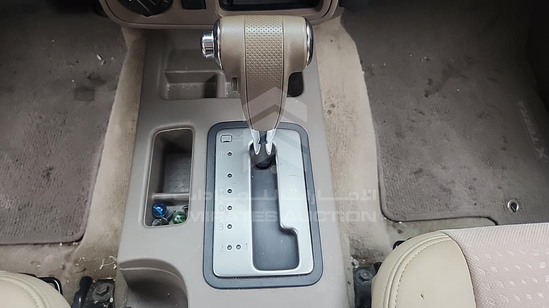 2015 Nissan Xterra — Gear View — Photo 19