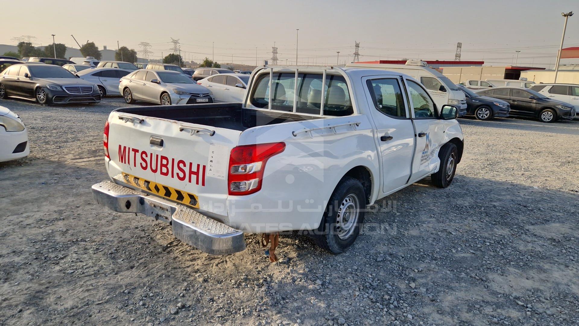 2016 MITSUBISHI L 200 VIN: MMBJNKJ40GH039774